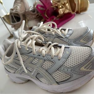 Asics Women's White and Gray Running Shoes